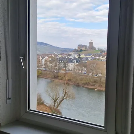 アパート I Schoene In Bingen Mit Phantastischem Blick Auf Nahe Fuer Monteure-a